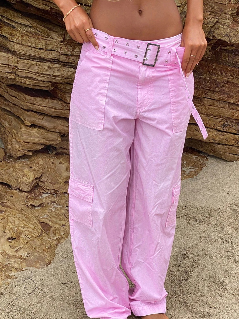 NEW Frankie's Bikinis Low Rise Cargo Pants with Belt, Size Medium